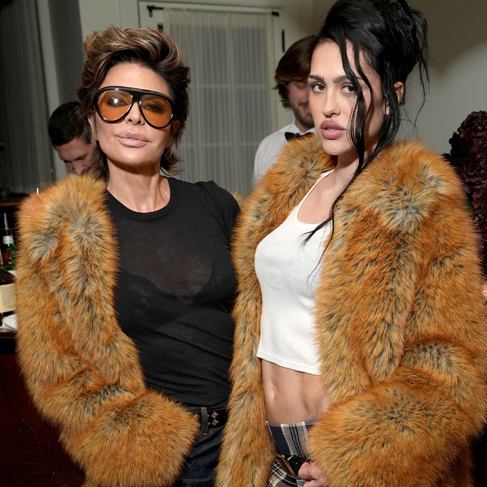 Lisa Rinna vs. Amelia Gray Who'd You Rather?! (Mother-Daughter Duo