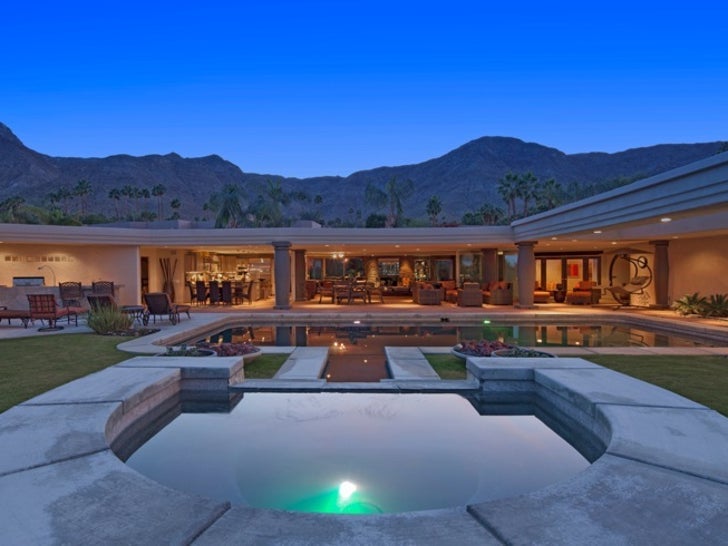 Bing Crosby’s Former Rancho Mirage Estate Sells for 4,150,000 News