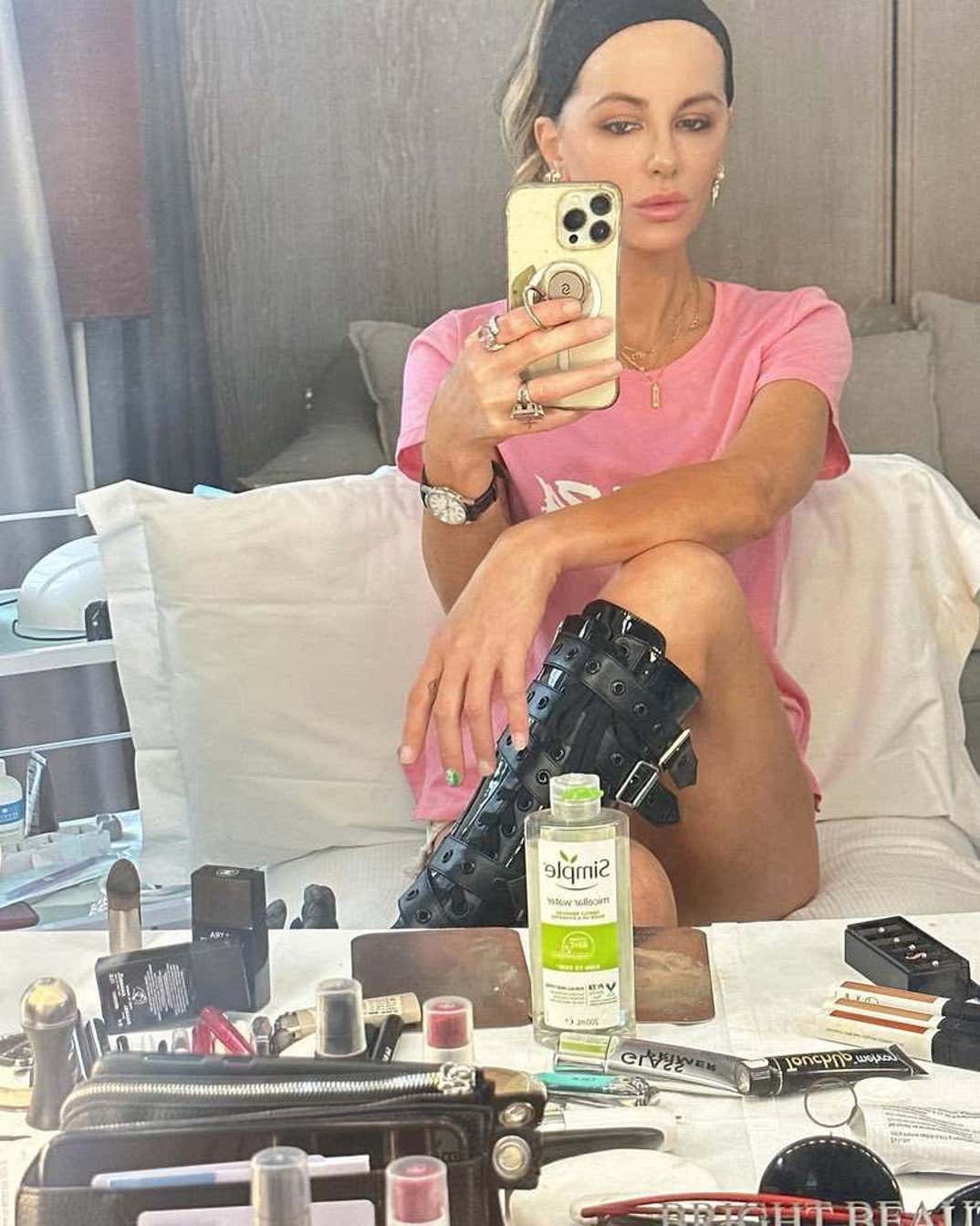 Kate Beckinsale's Hot Shots 5