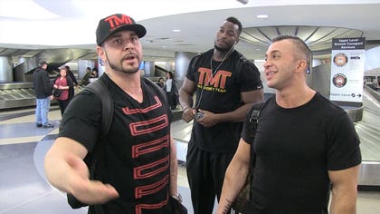 031418_mayweather_security_kal