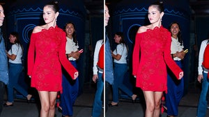 0913-Selena-Gomez-Frigin-Diff-hero