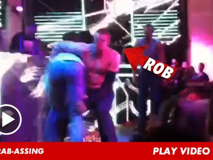 020413_gronkowski_v2_launch