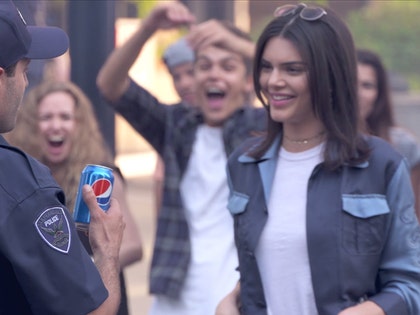 0406-kendall-jenner-pepsi-ad-PEPSI-01