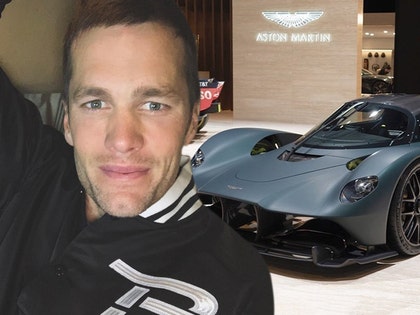 0306-tom-brady-aston-martin-insta