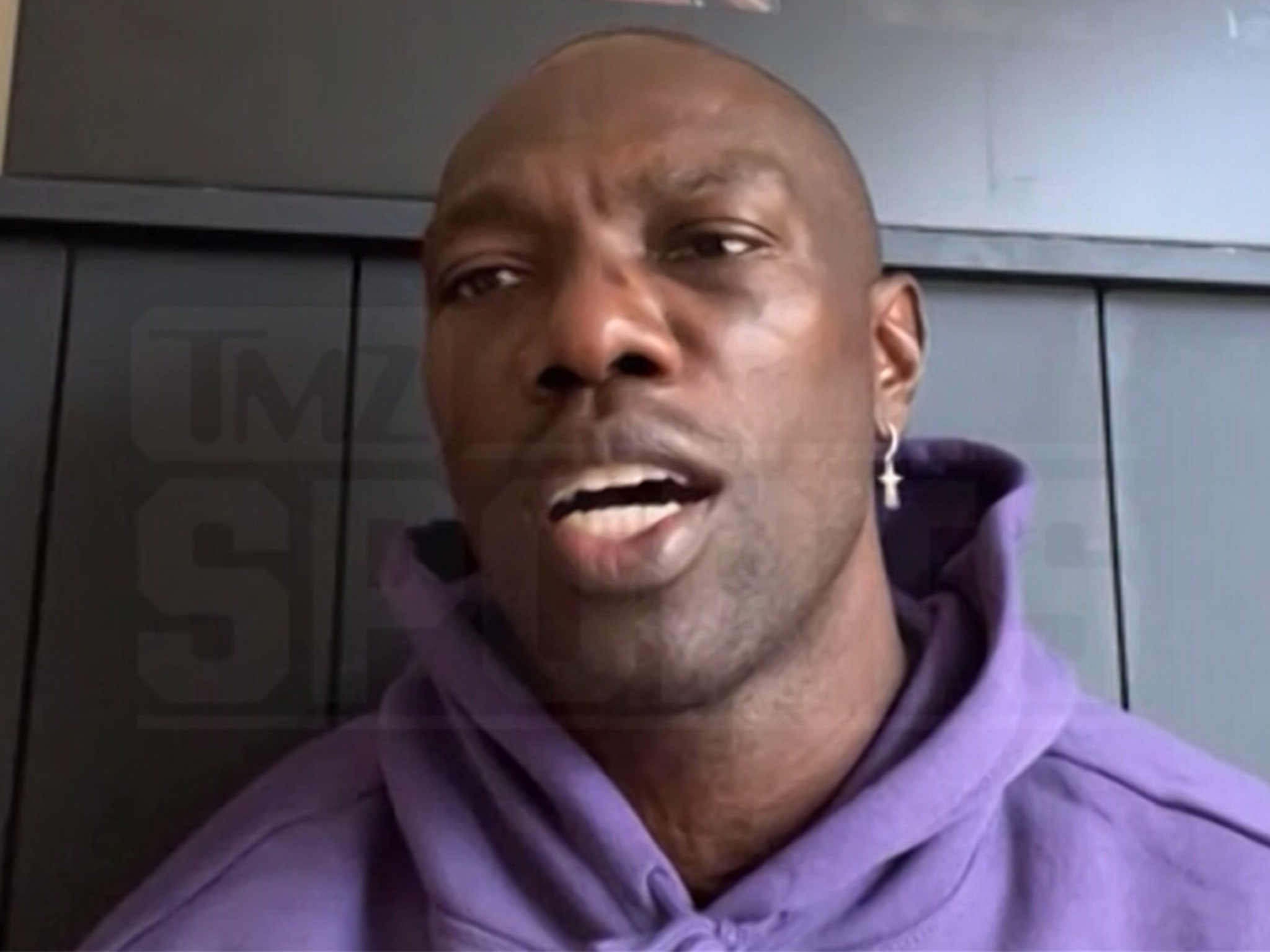 Terrell Owens Says Incident W/ Neighbor Could've Turned Deadly For Him - TMZ (Picture 1)