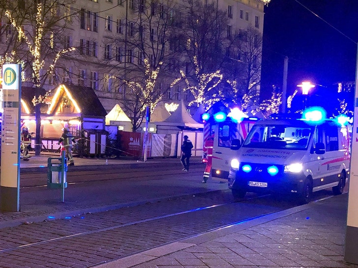 christmas market scene