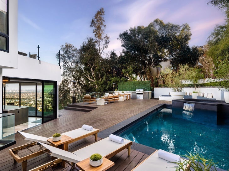Lea Black Sells Fabulous L.A. Home 5