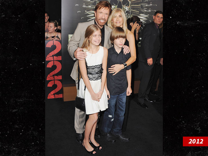 Chuck Norris Gena O'Kelly Danilee Kelly Dakota Alan sub getty