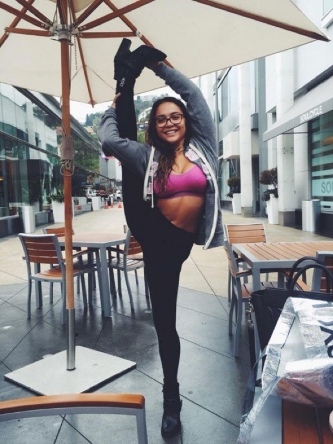 0412_stella_hudgens_sexy12