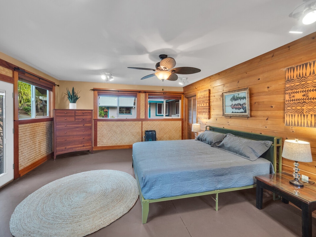 Roseanne Barr Home 19