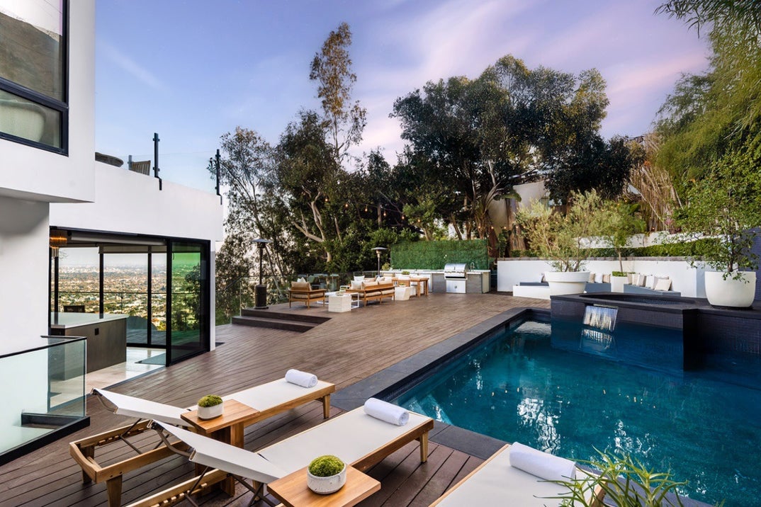 Lea Black Sells Fabulous L.A. Home 5