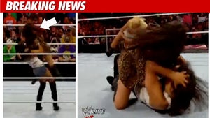 Snooki Drops CROTCH BOMB In WWE Debut