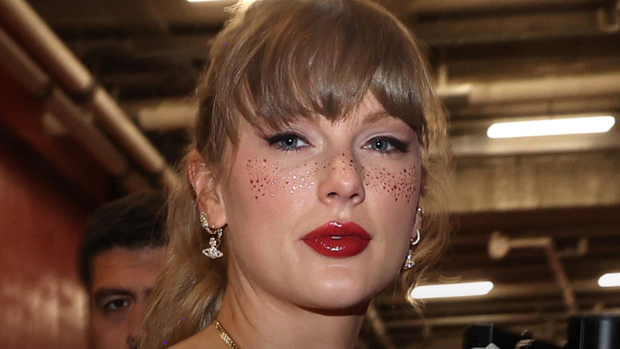 Taylor Swift Glitter Patches Experience Record 2,500% Sales Surge Following NFL Game thumbnail