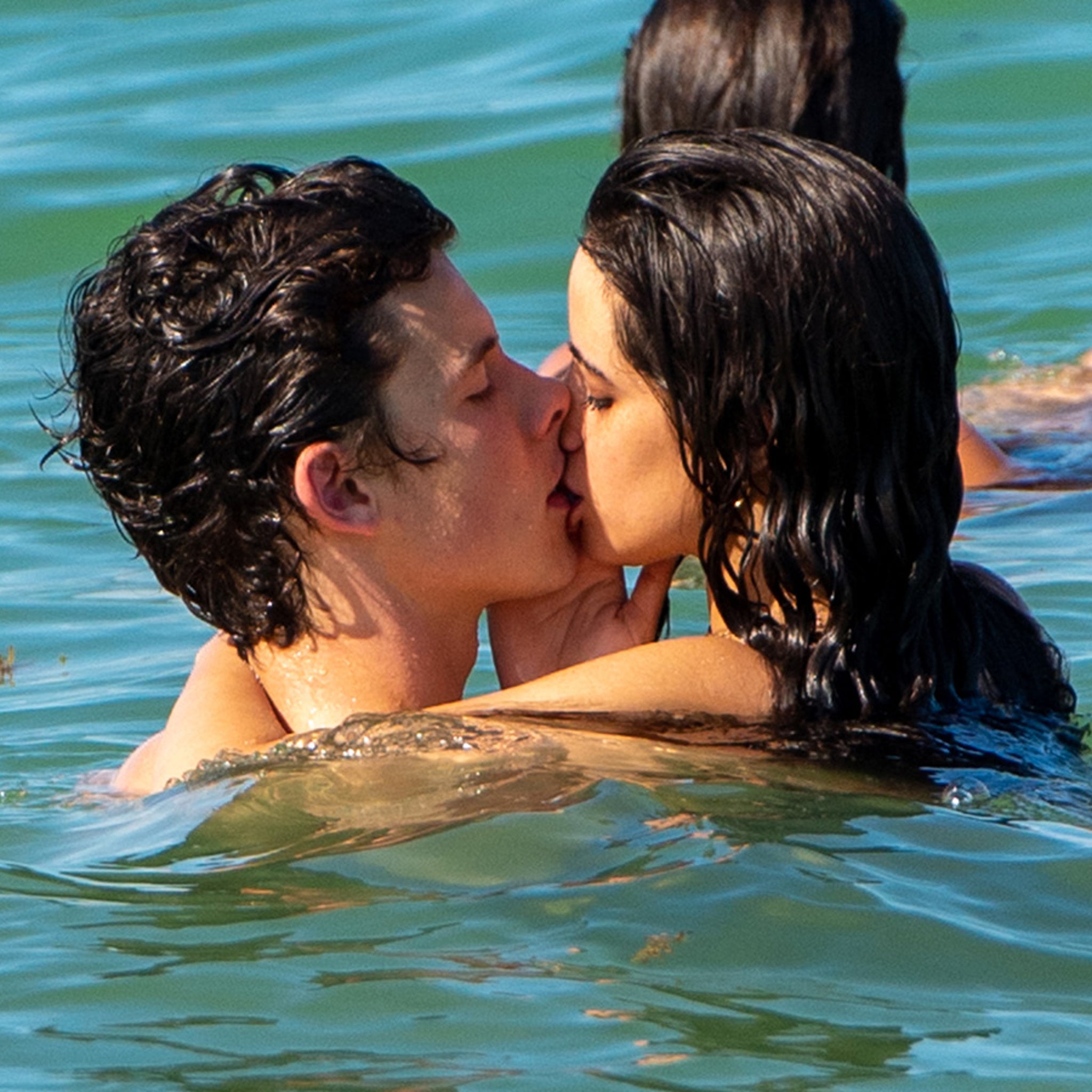 Shawn Mendes And Camila Cabello Make Out On Miami Beach