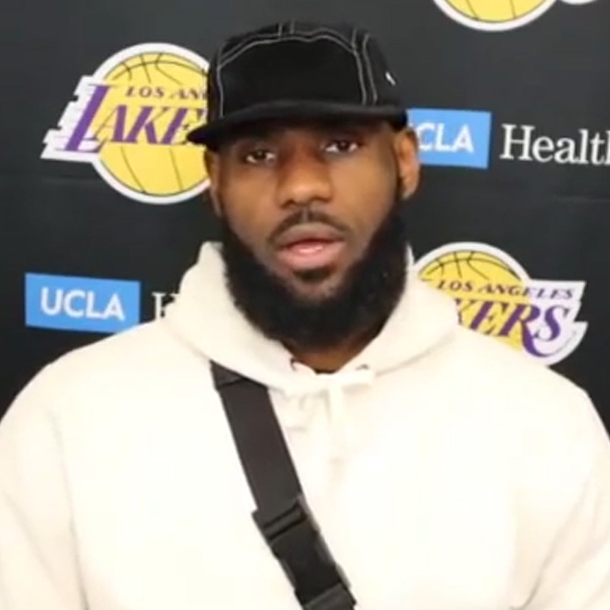 lamelo ball lebron james