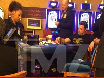 0918-ben-affleck-playing-blackjack-tmz-02