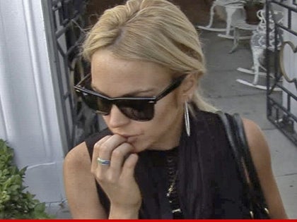 0125-lindsay-lohan-tmz-01