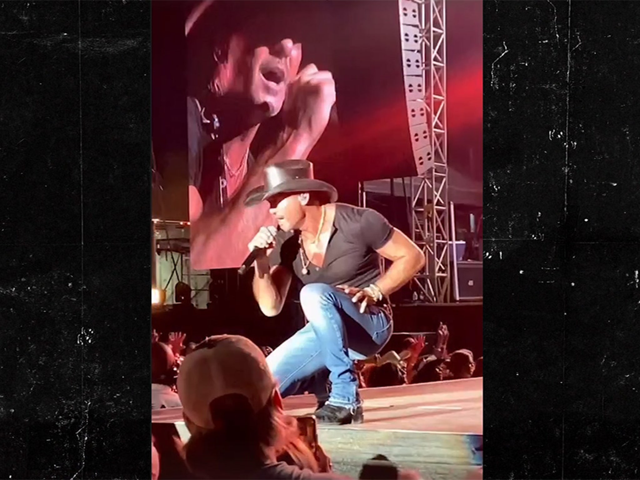 Tim McGraw Falls Off Stage, Uses It As Meet And Greet With Fans