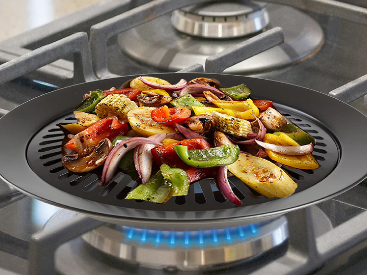 This $18 Stovetop Grill Delights Foodies and Arrives Before Christmas