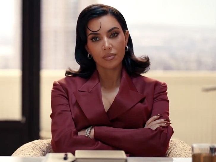 kim kardashian alls fair main 2