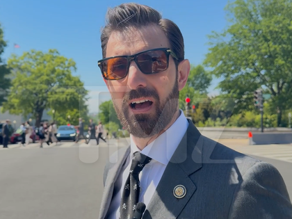 041726 chris deluzio primary