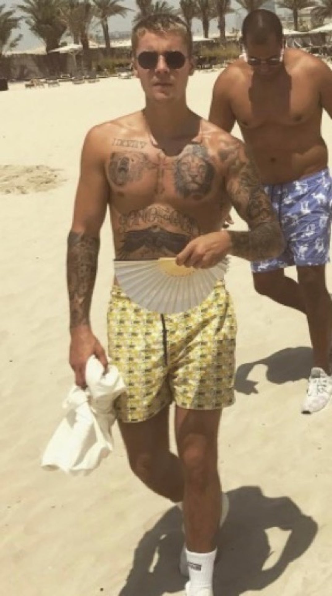 justin bieber shirless photos 05