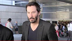 Keanu Reeves -- Super-Coolly Subdues Home Intruder