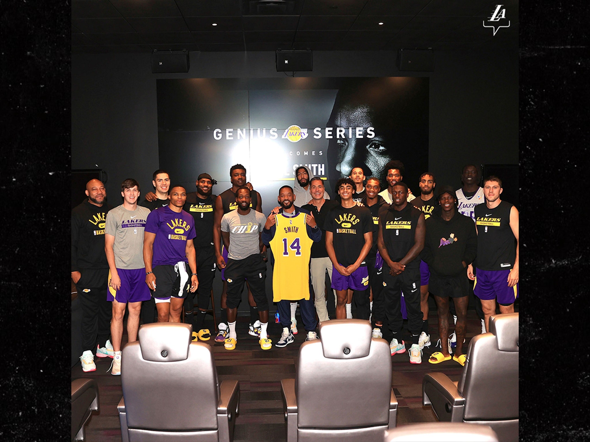 Los Angeles Lakers on X: Invest in cozy. Thanks to @DWS_Group for
