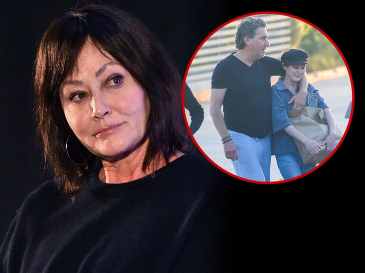 Shannen Doherty Smiling & With Pals In Last Public Pictures Before Death