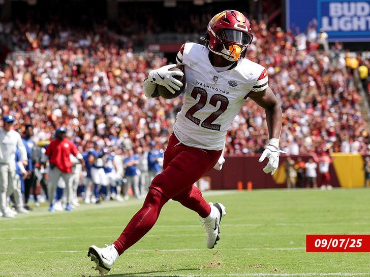 Jacory Croskey-Merritt on the field getty 2