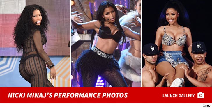 Nicki Minaj Performance Photos