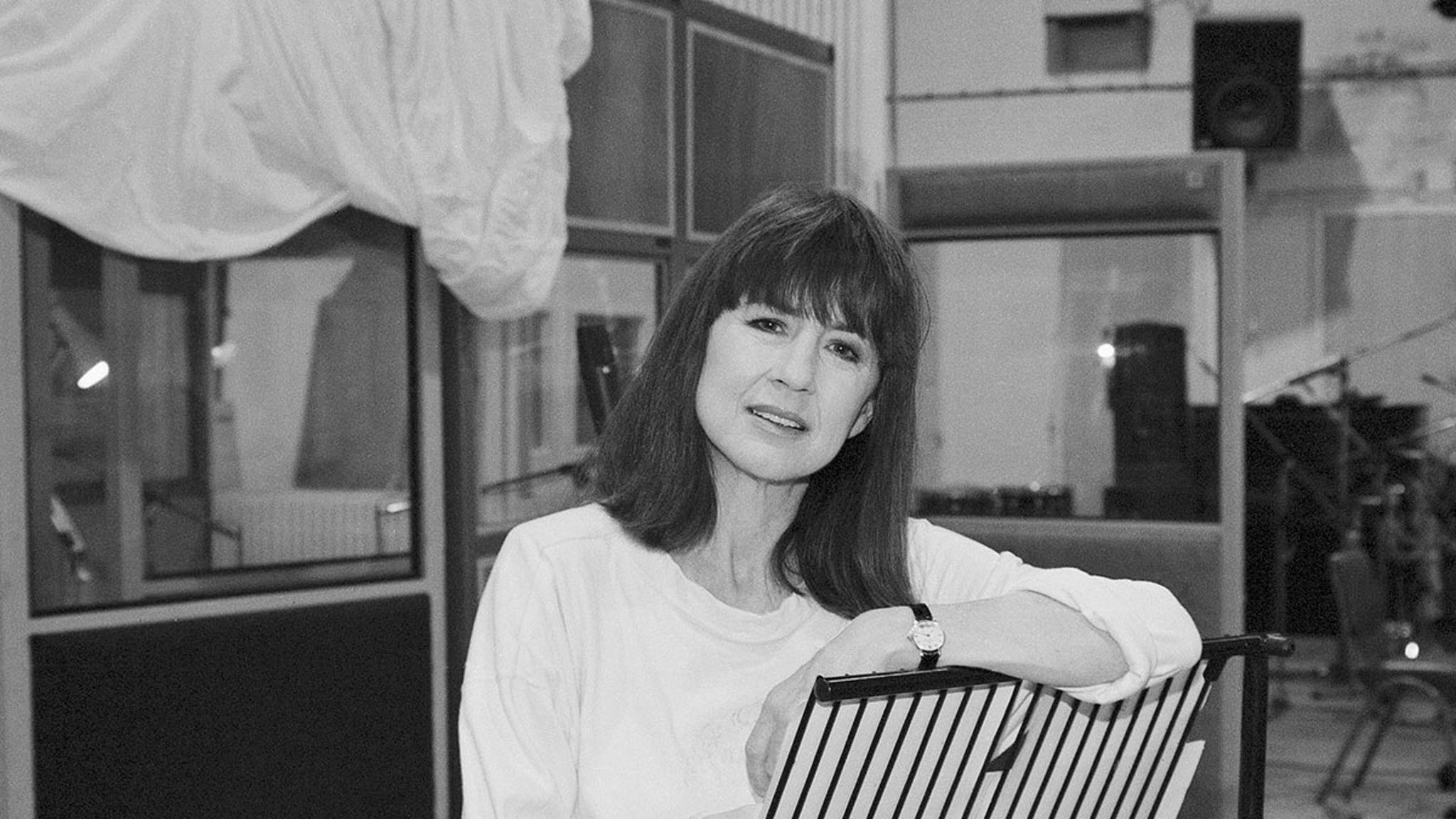 'Seekers' Singer Judith Durham Famous for 'Georgy Girl' Dead at 79 thumbnail
