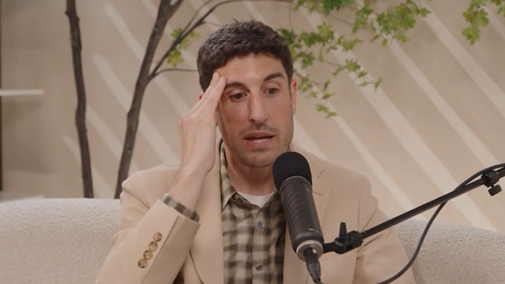 060625_jason_biggs_kal