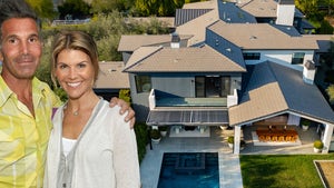 1022-Lori-Loughlin-&-Mossimo-House-PRIMARY