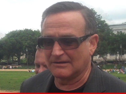 0812-robin-williams-tmz-03