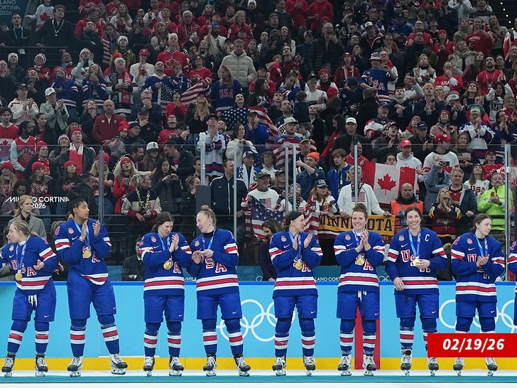 usa womens hockey gold getty 2