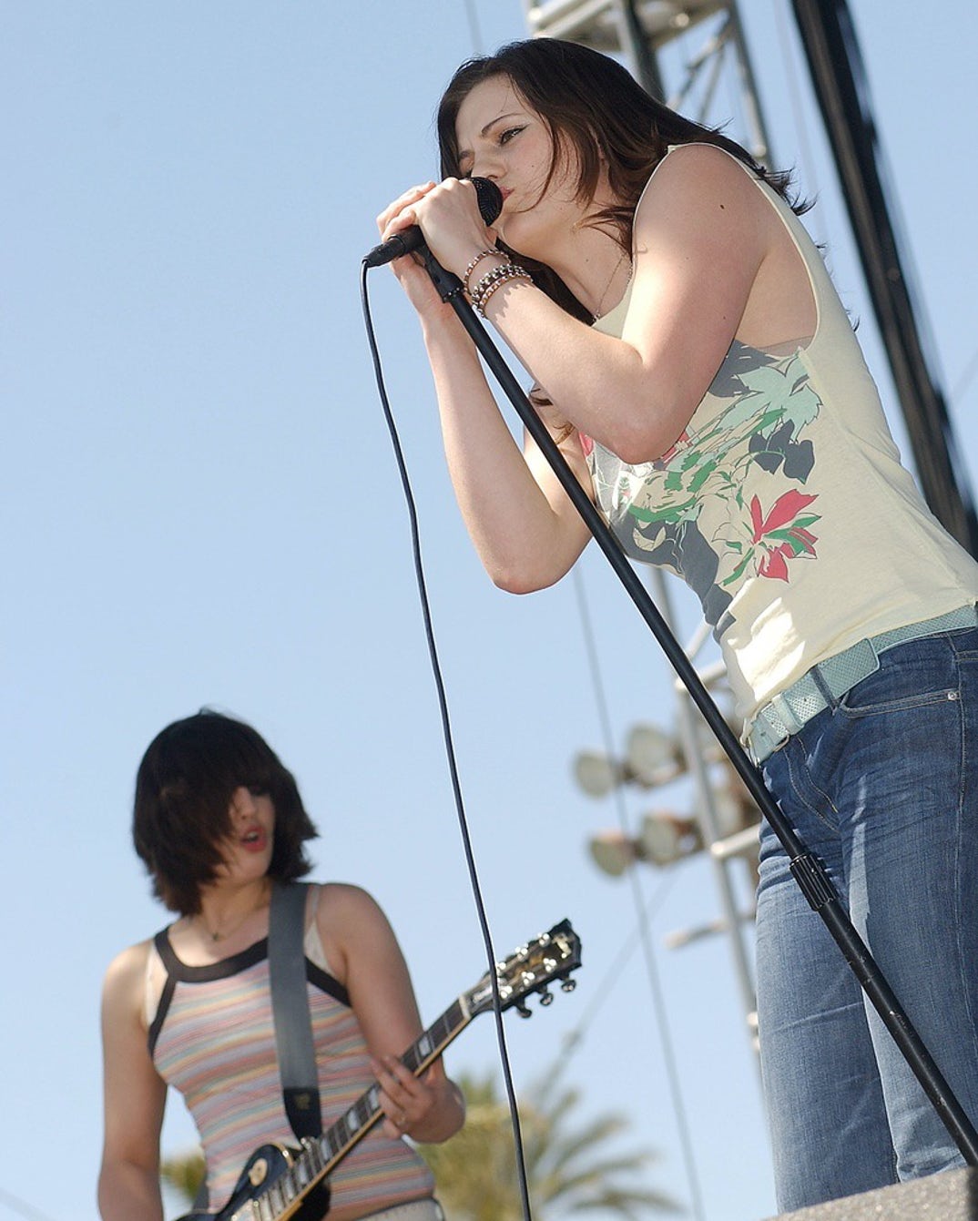 2003: The girls of The Donnas rock out