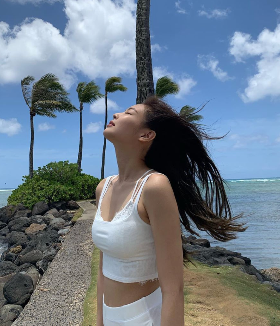 Kim-Jennie-blackpink-hot-photos12