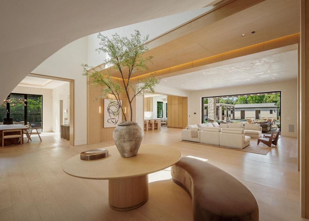 Scott Disick Hidden Hills Home 14