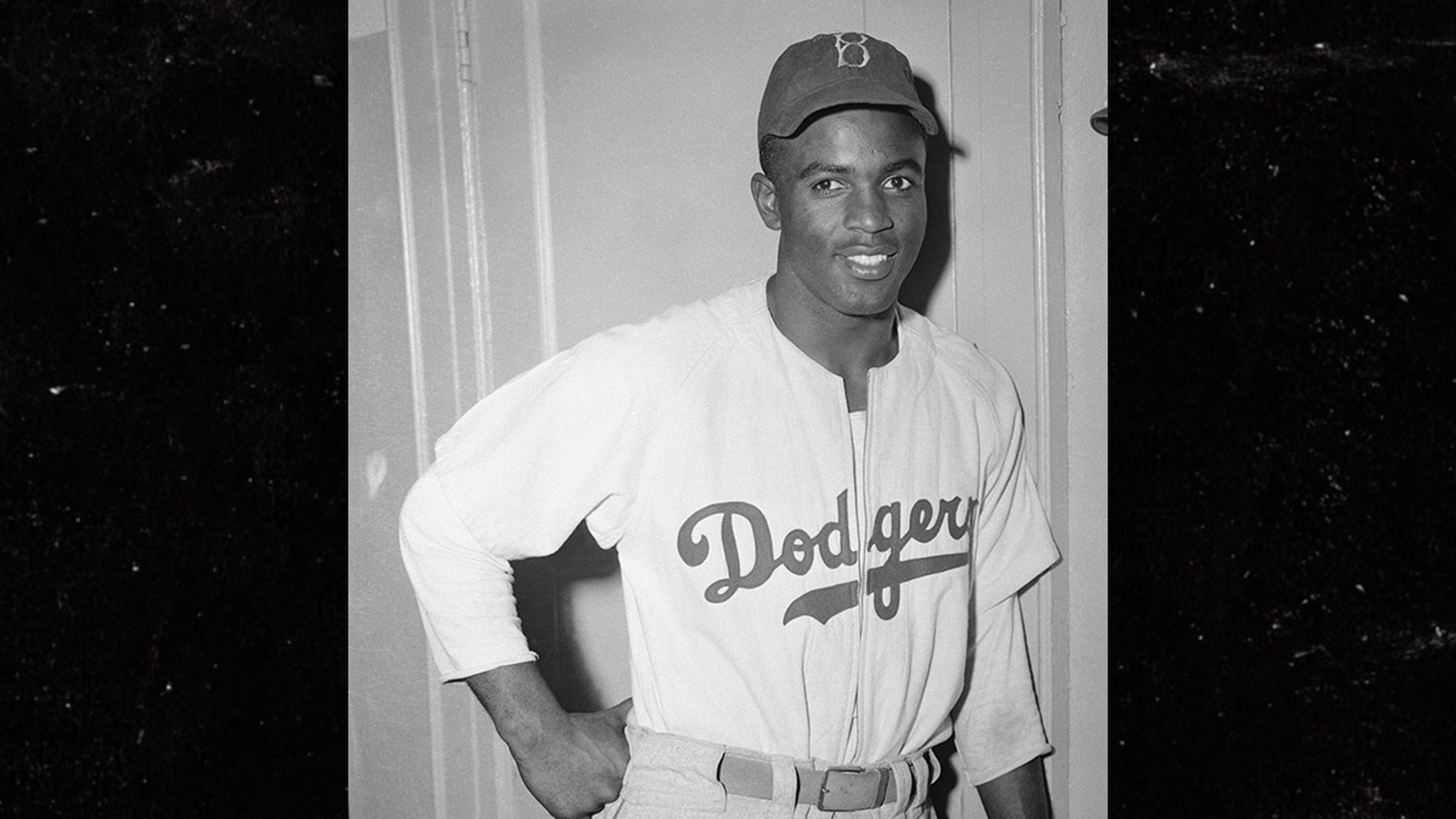 Rare Jackie Robinson Rookie Card To Hit Auction, Could Fetch Over
