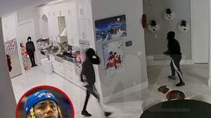 111725_6ix_9ine_inside_primary