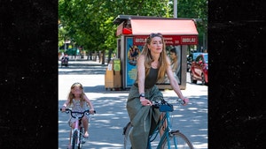 main-Amber-Heard-backgrid-1