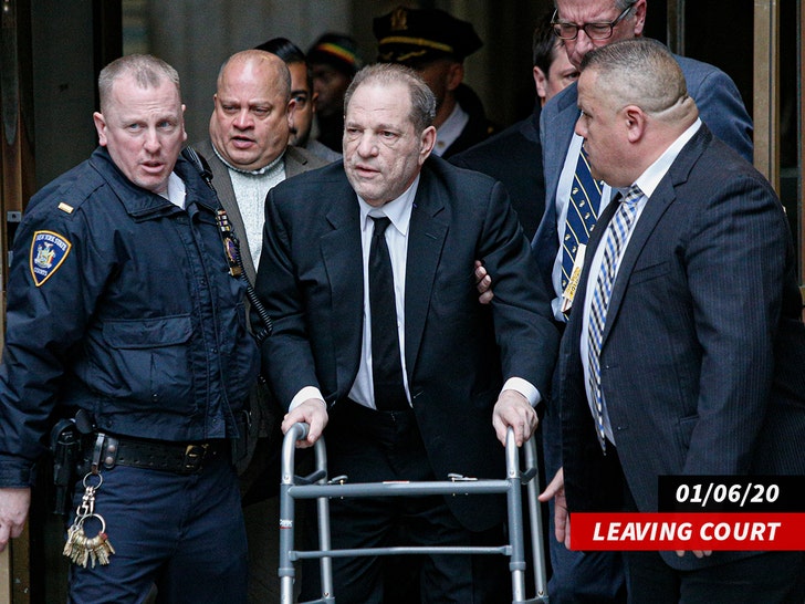 Harvey Weinstein leaves the courtroom