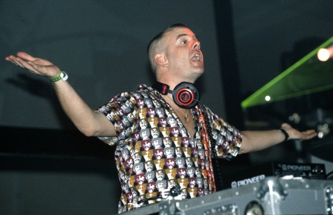 2001: Fatboy Slim performs
