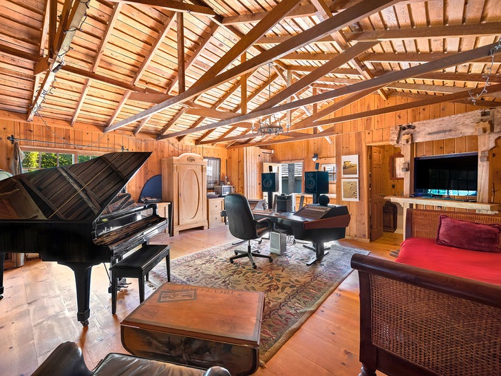 Tom Petty's Estate Finds Buyer for $9.85 Million Malibu Beach House