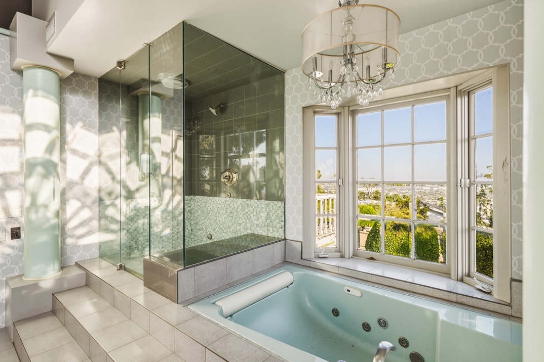 Richard Simmons Hollywood Hills New Photos 20