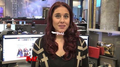 011117_selena_aol_3914178