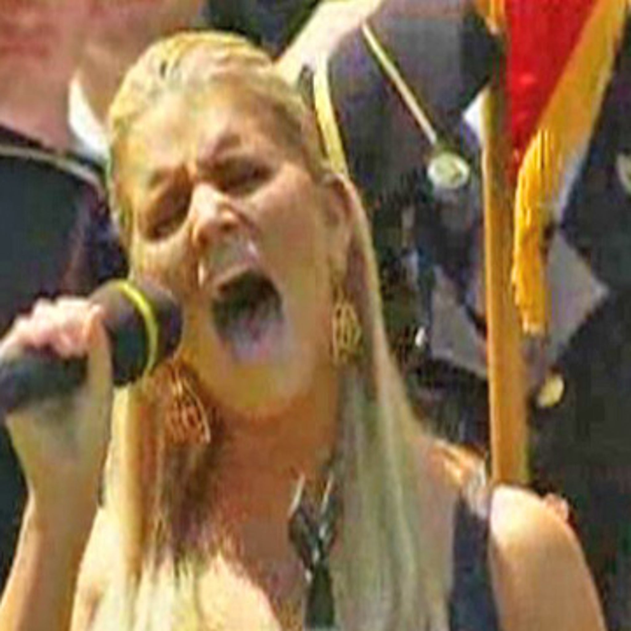 Jessica Simpson -- Oh Say Can You SCREAM!
