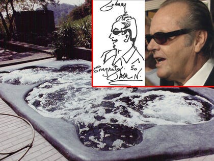 0802_jack_nicholson_jacuzzi_drawing