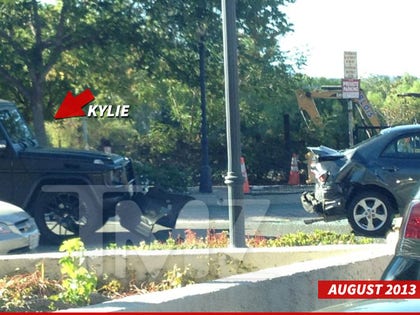 1105_kylie_jenner_accident_august_tmz_wm_DATE